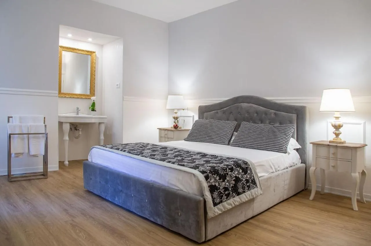 ***  Hotel del Corso Florencia Italia