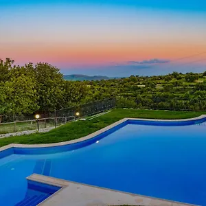 https://agriturismo-villa-gaia-modica.sicilyhotelsitaly.net
